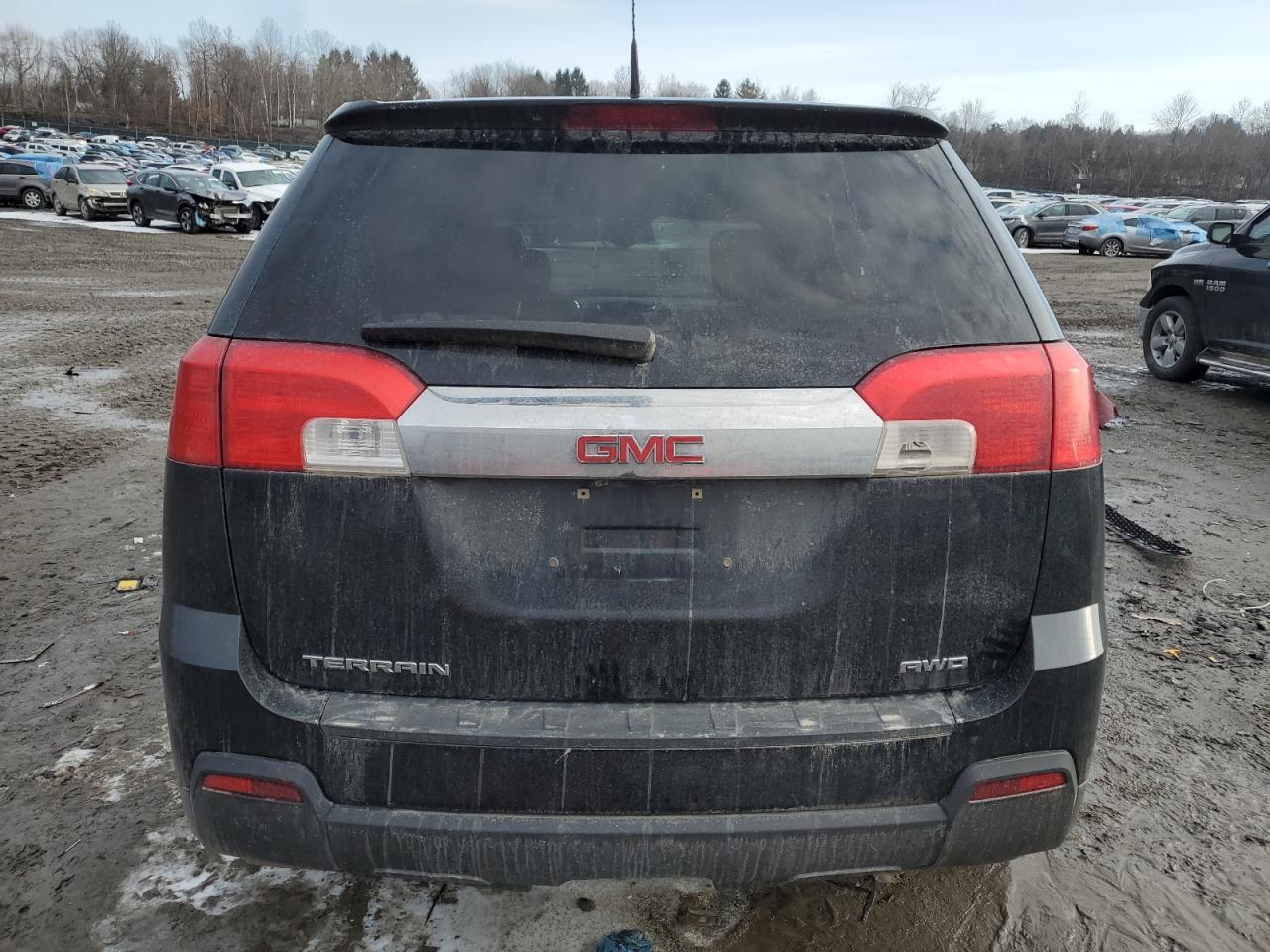 2012 GMC TERRAIN SL - Image 6