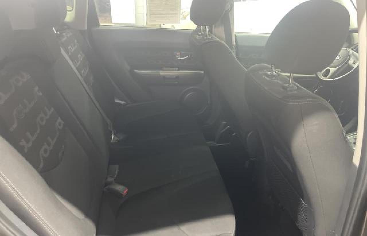 2013 KIA SOUL + - Image 6