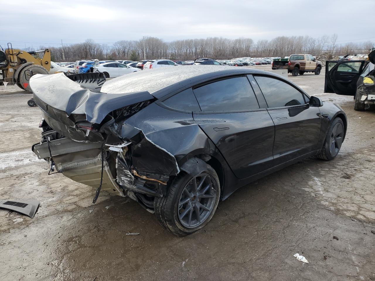 2023 TESLA MODEL 3 - Фото 3
