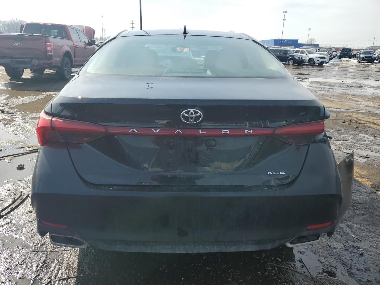 2019 TOYOTA AVALON XLE - Фото 6