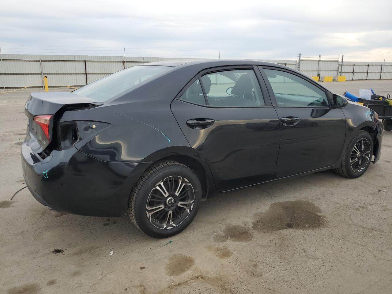2018 TOYOTA COROLLA L - Image 3