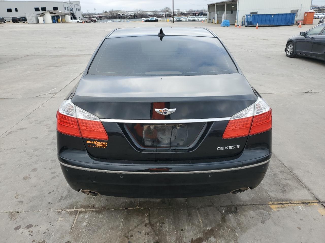 2011 HYUNDAI GENESIS 3. - Image 6