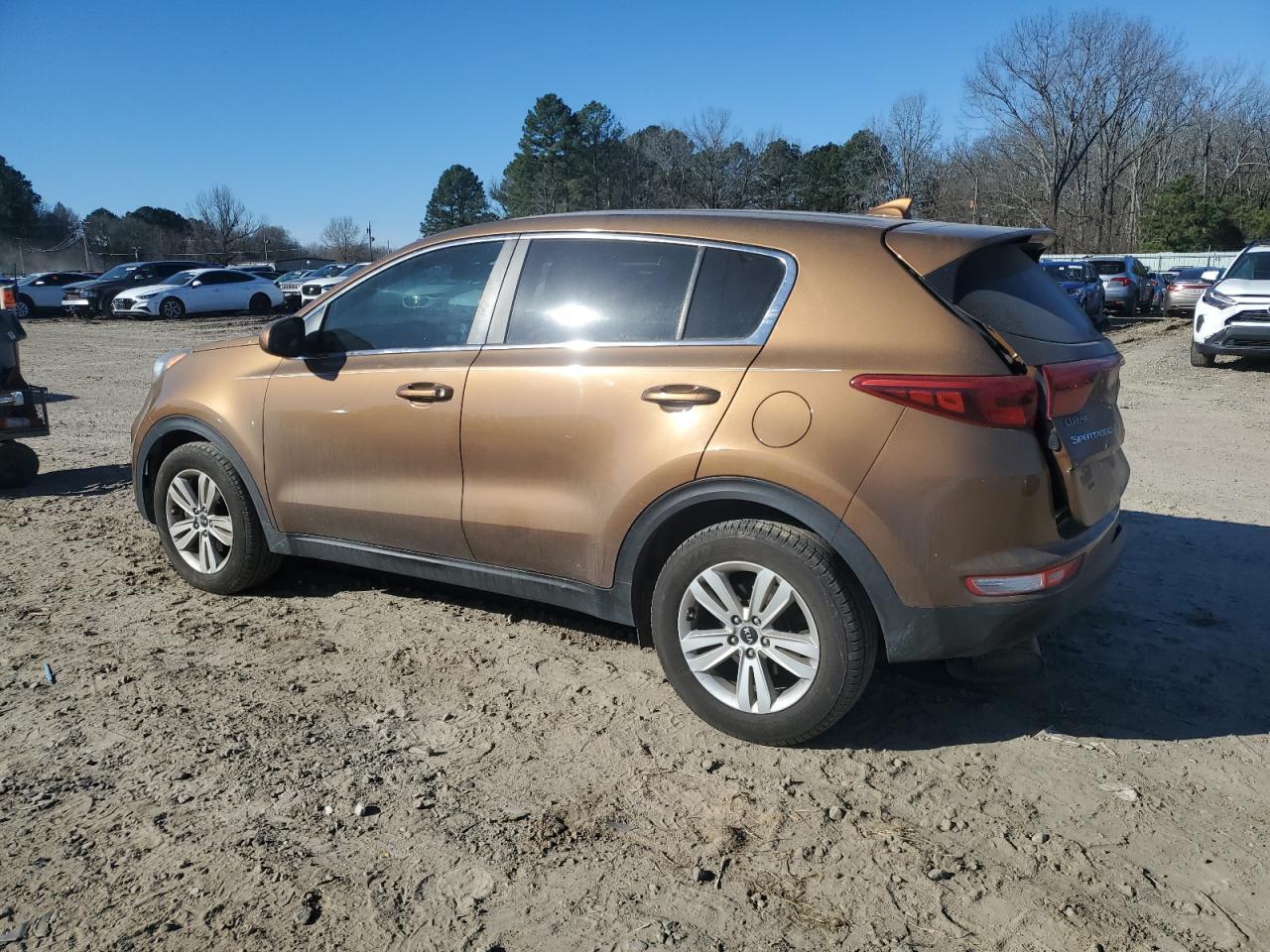 2017 KIA SPORTAGE L - Image 2