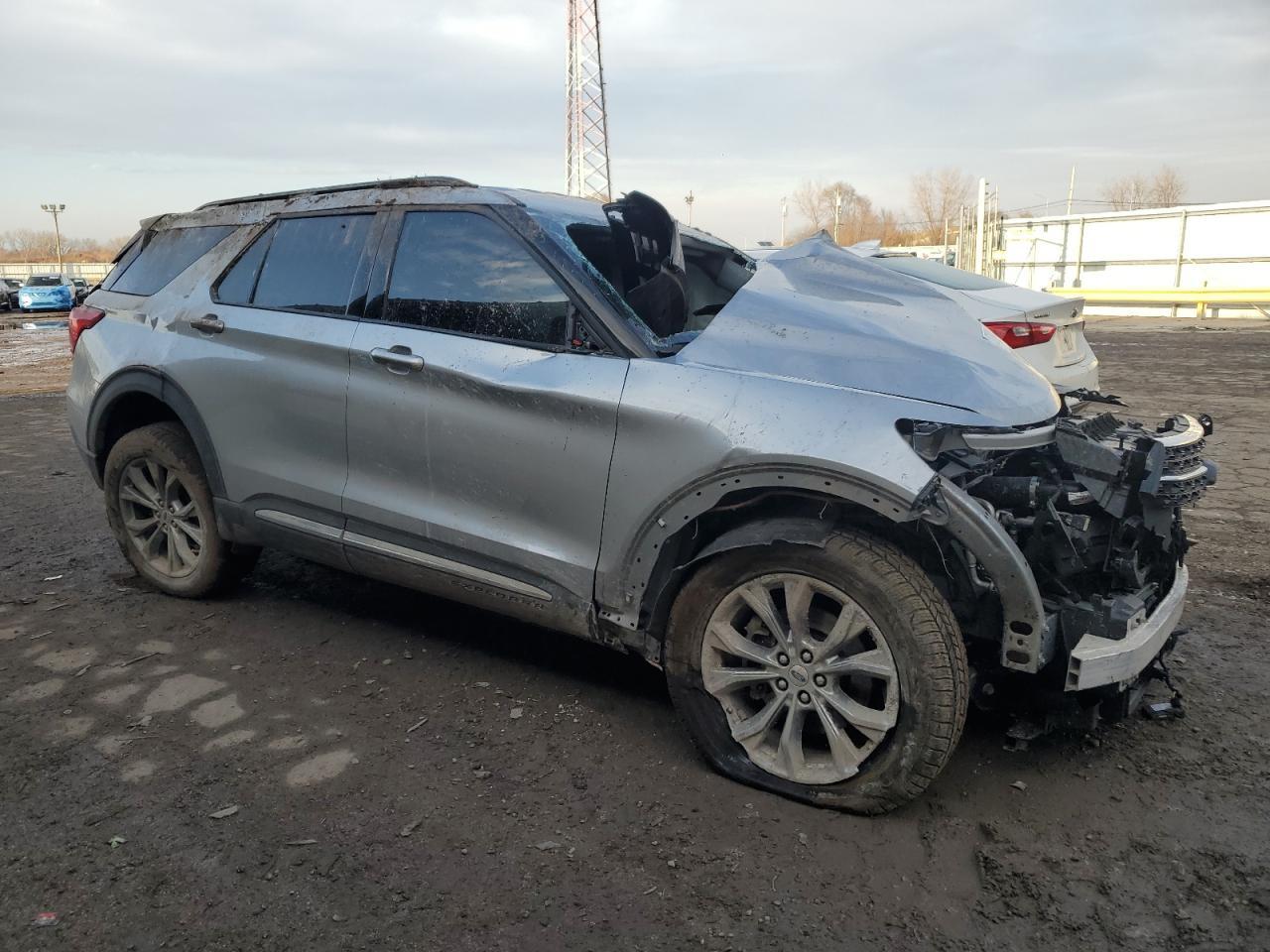 2022 FORD EXPLORER X - Фото 4