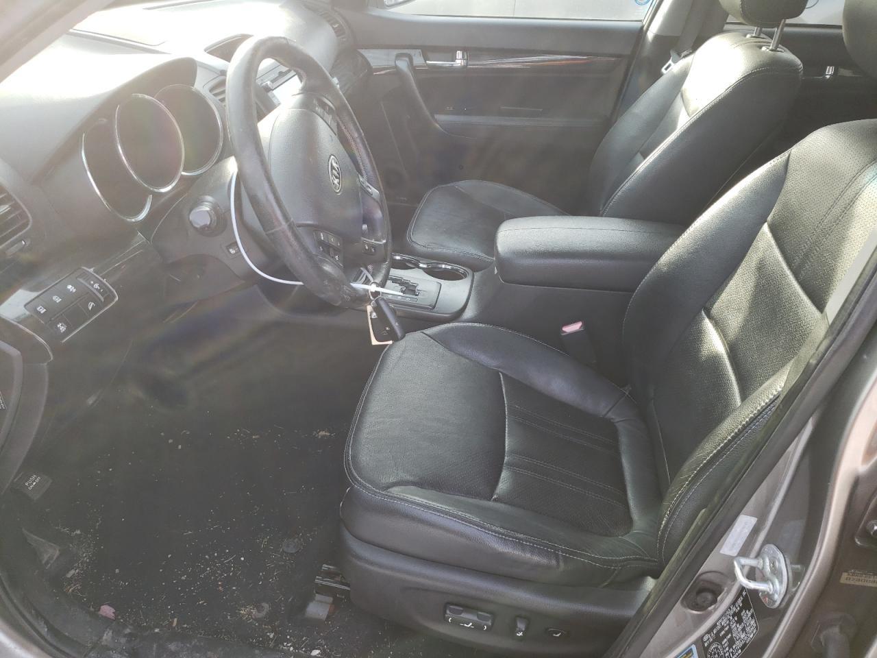 2012 KIA SORENTO EX - Image 7