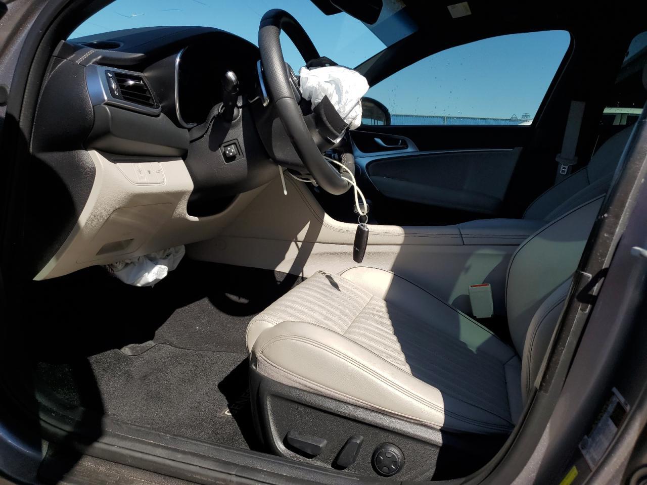 2022 GENESIS G70 BASE - Image 7