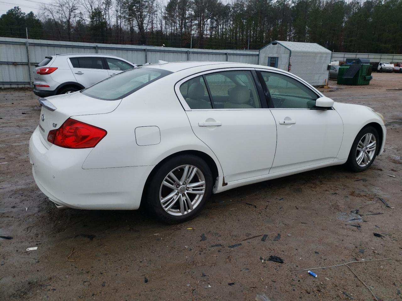 2012 INFINITI G37 BASE - Image 3