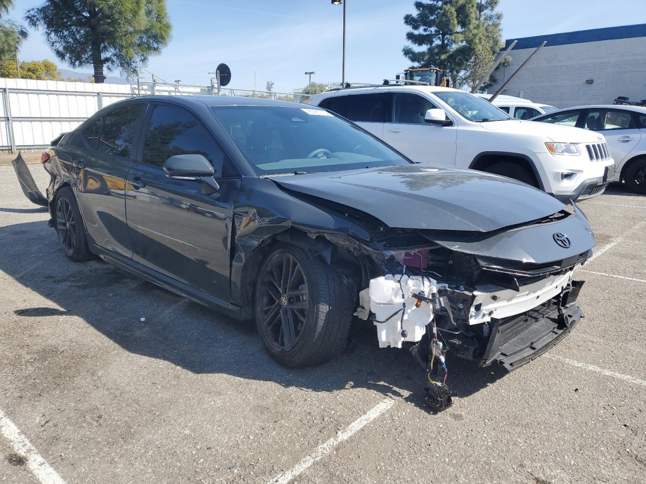 2025 TOYOTA CAMRY XSE - Фото 4