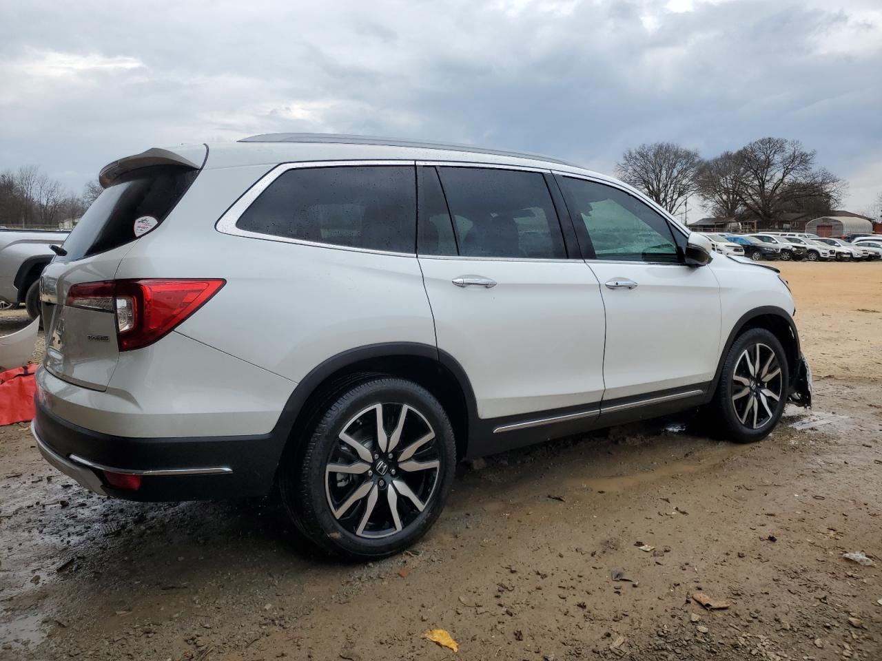 2021 HONDA PILOT TOUR - Image 3
