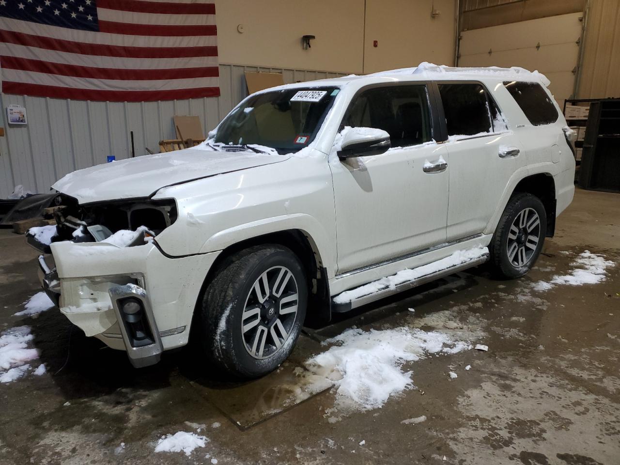 2017 TOYOTA 4RUNNER SR