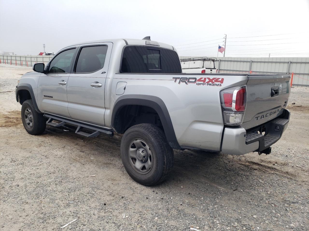 2023 TOYOTA TACOMA DOU - Фото 2