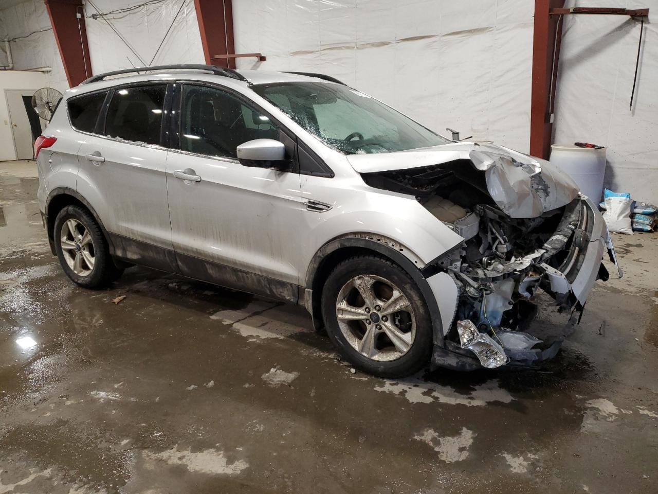 2015 FORD ESCAPE SE - Image 4