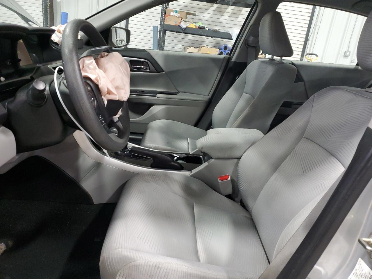 2014 HONDA ACCORD LX - Image 7