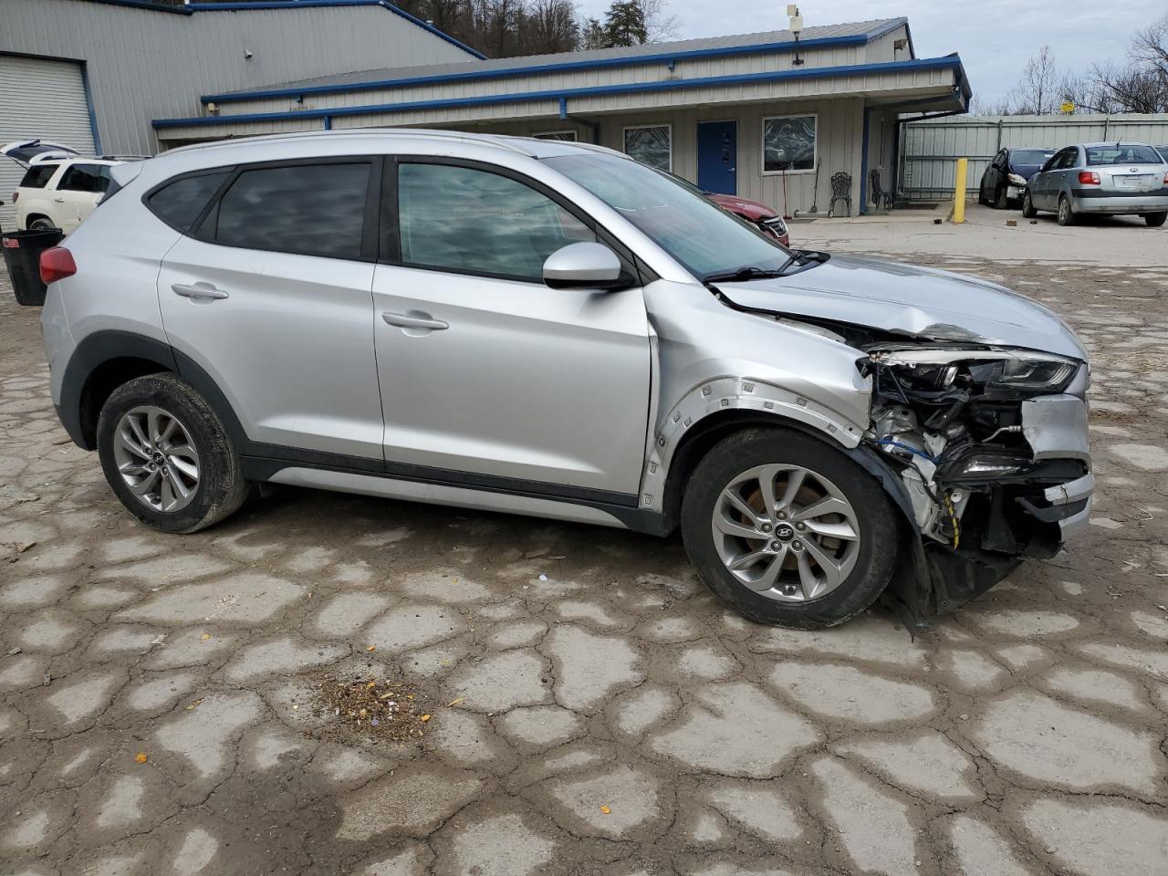 2018 HYUNDAI TUCSON SEL - Фото 4