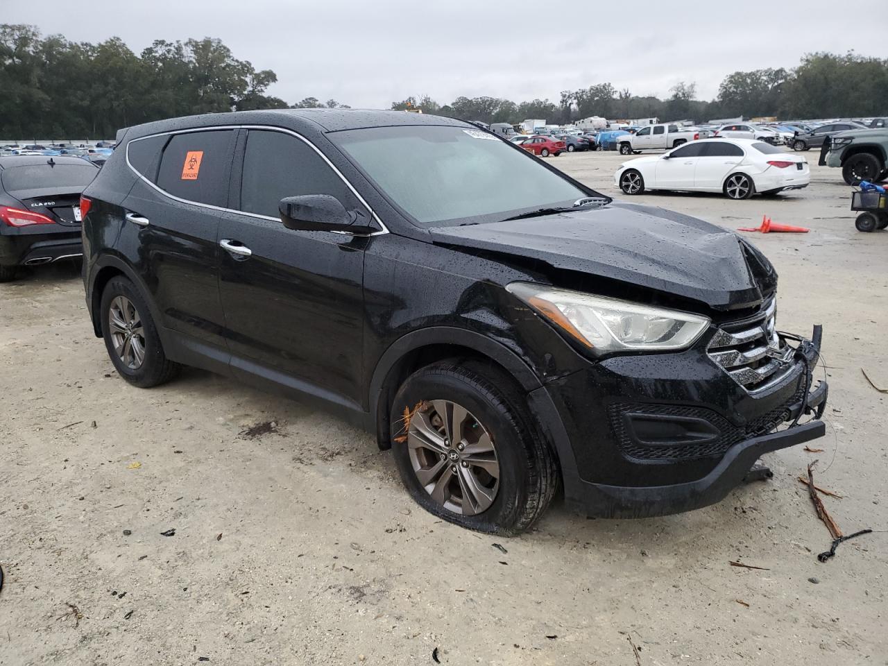 2013 HYUNDAI SANTA FE S - Image 4