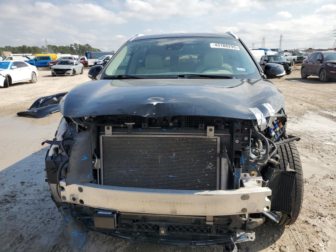 2019 INFINITI QX60 LUXE - Image 5