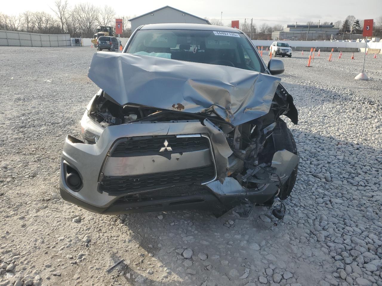 2015 MITSUBISHI OUTLANDER - Фото 5