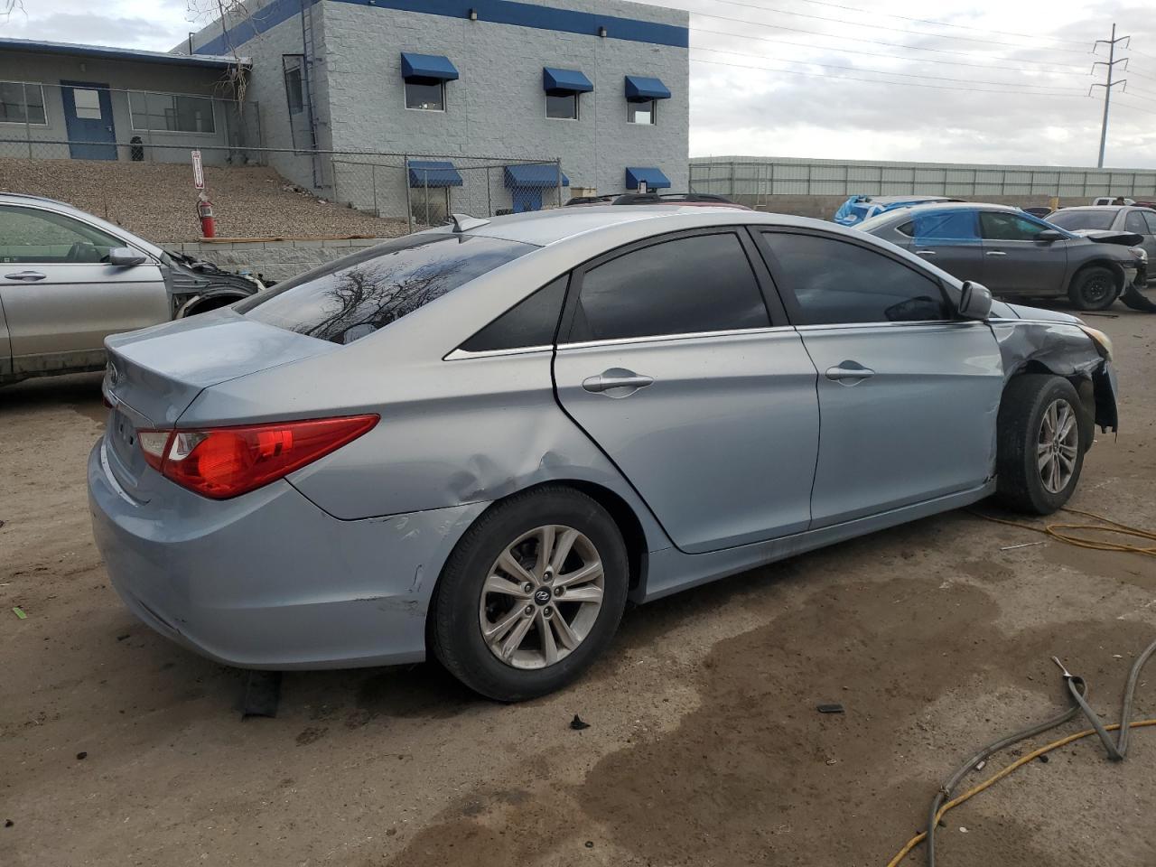 2013 HYUNDAI SONATA GLS - Image 3