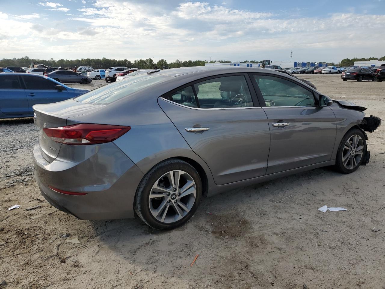 2017 HYUNDAI ELANTRA SE - Фото 3