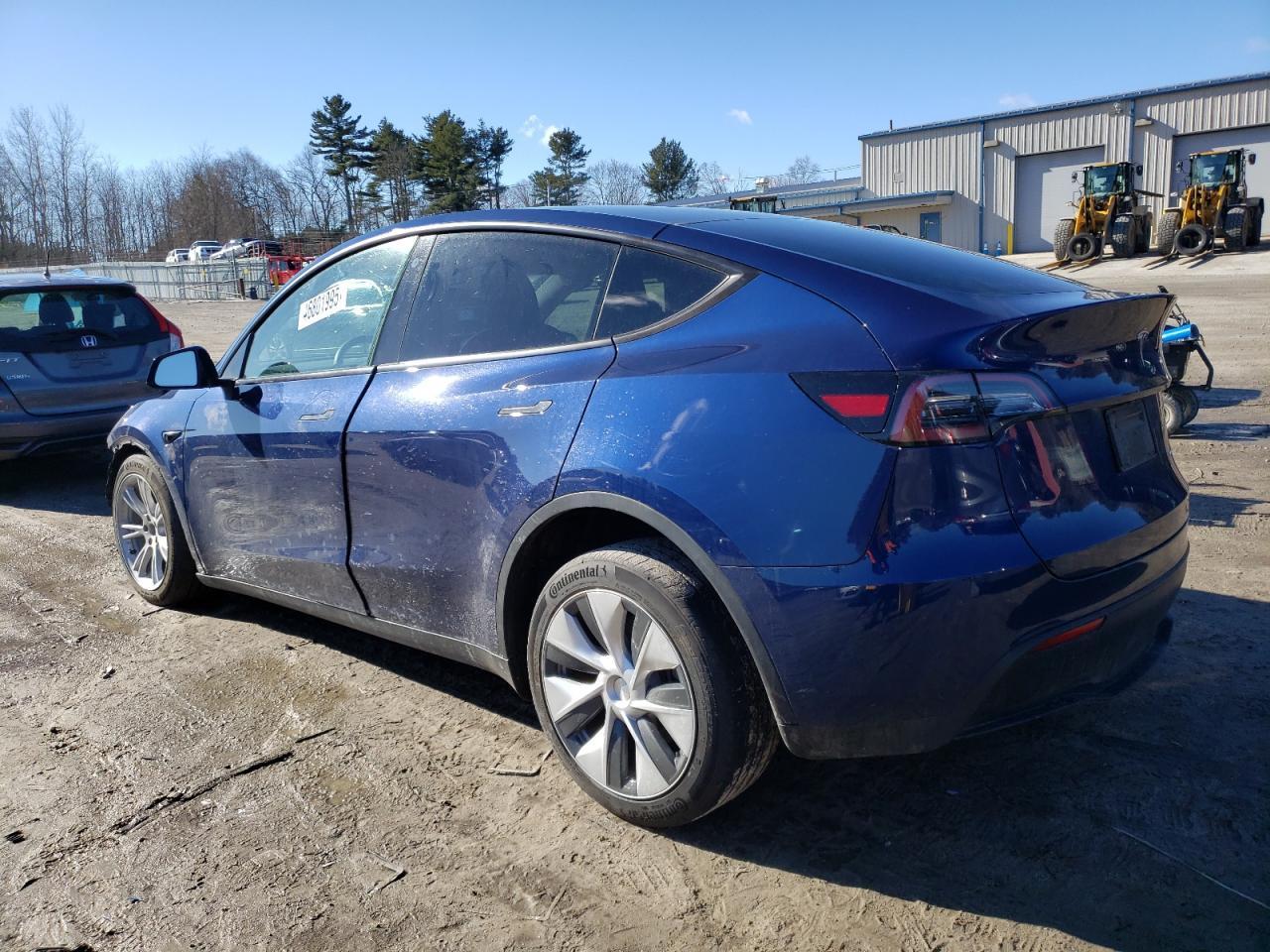 2023 TESLA MODEL Y - Image 2