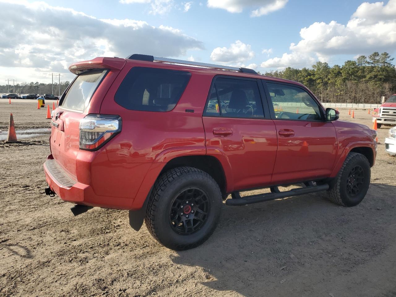 2024 TOYOTA 4RUNNER SR - Image 3