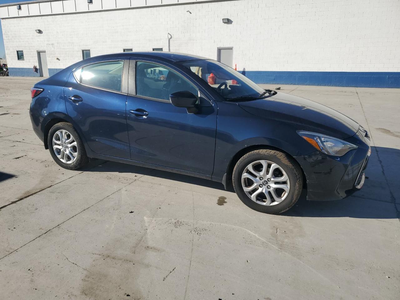 2017 TOYOTA YARIS IA - Фото 4