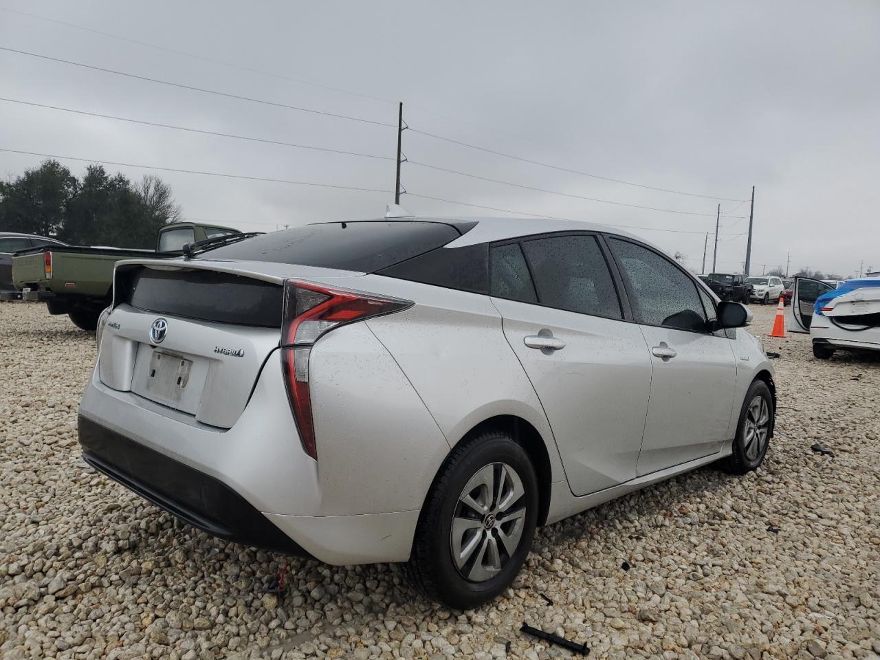 2016 TOYOTA PRIUS - Image 3