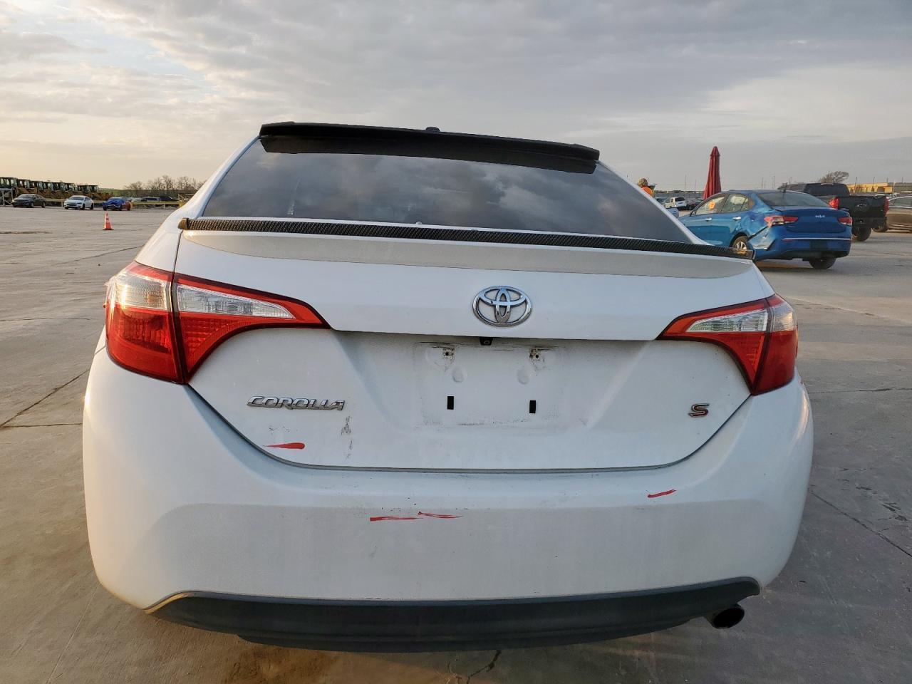 2014 TOYOTA COROLLA L - Фото 6
