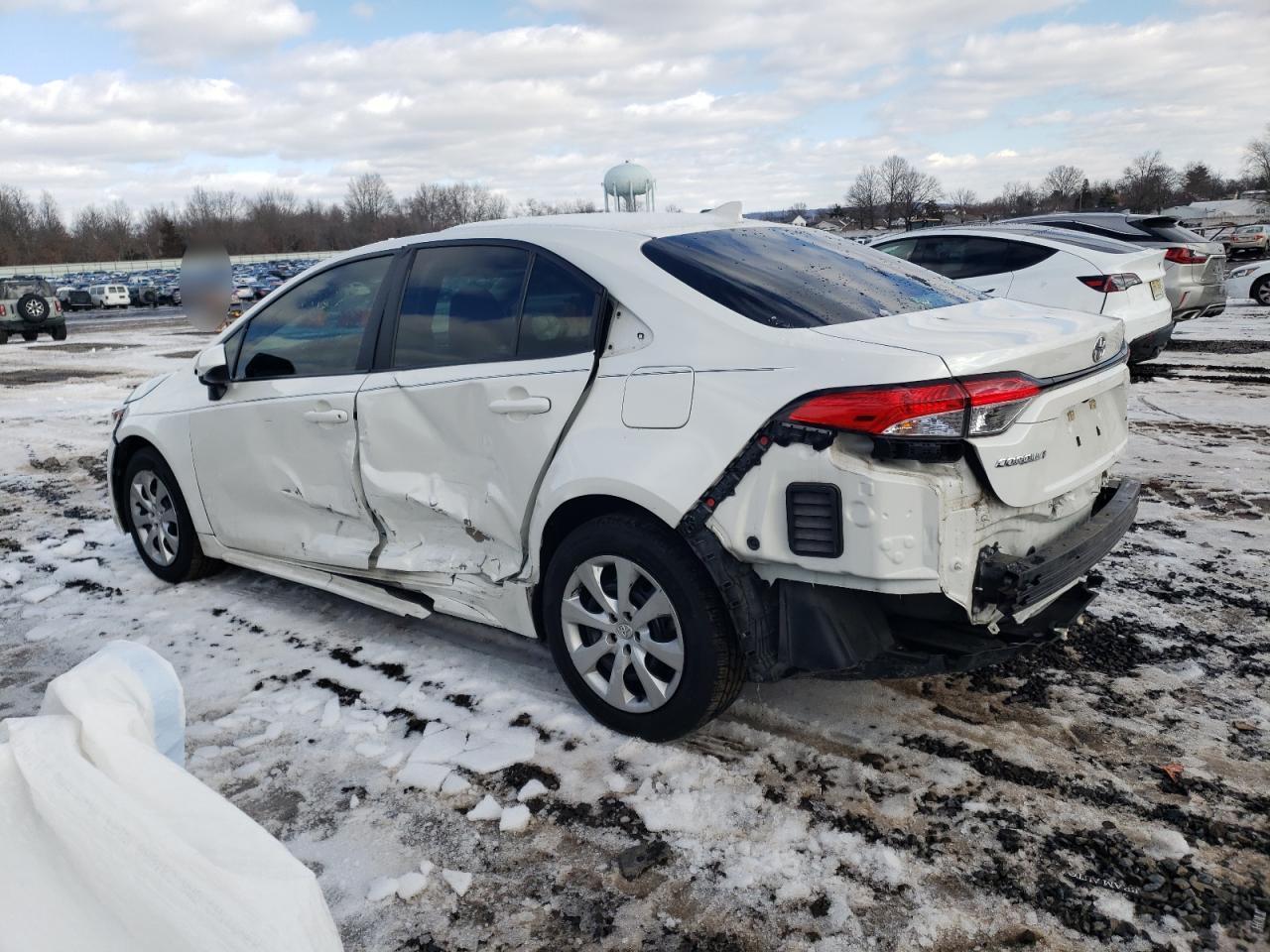 2020 TOYOTA COROLLA LE - Image 2