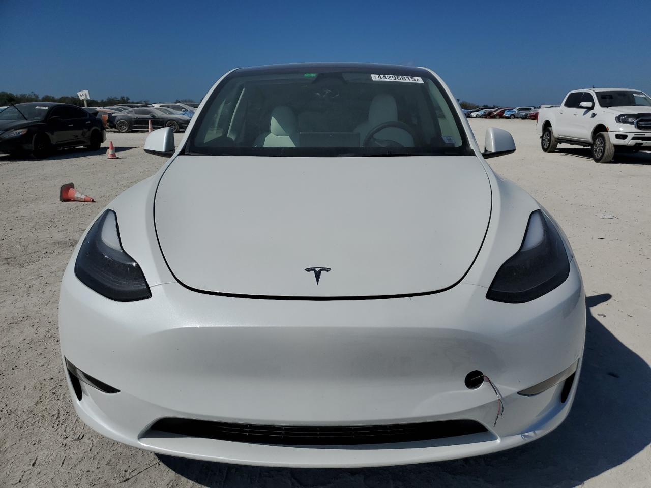 2023 TESLA MODEL Y - Фото 5