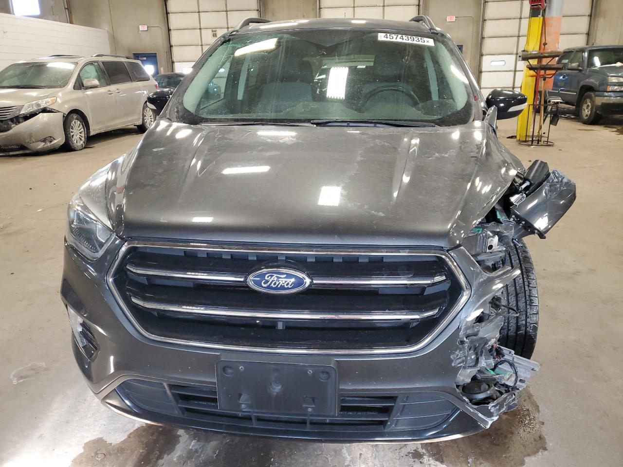 2017 FORD ESCAPE TIT - Image 5