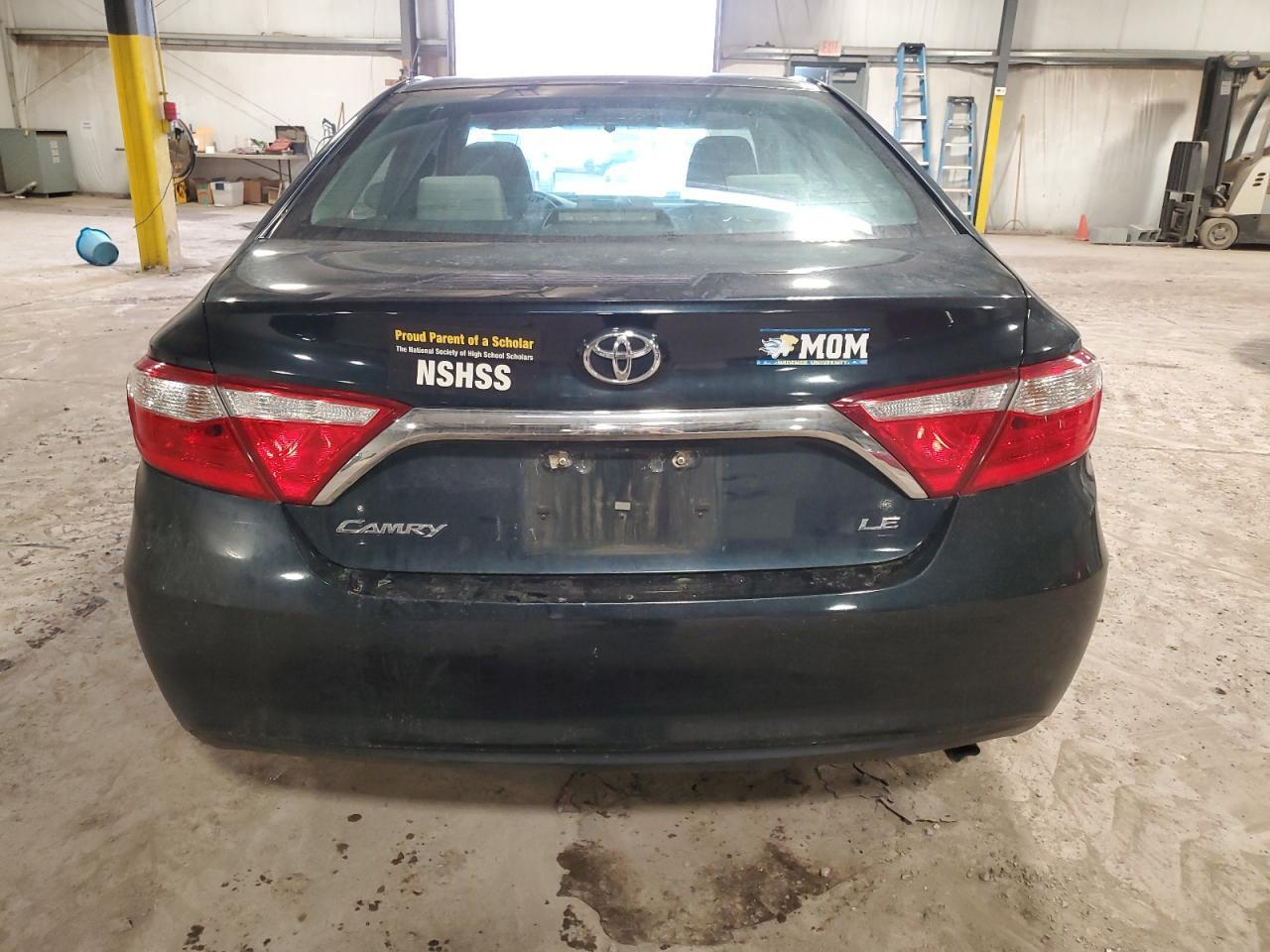 2017 TOYOTA CAMRY LE - Image 6