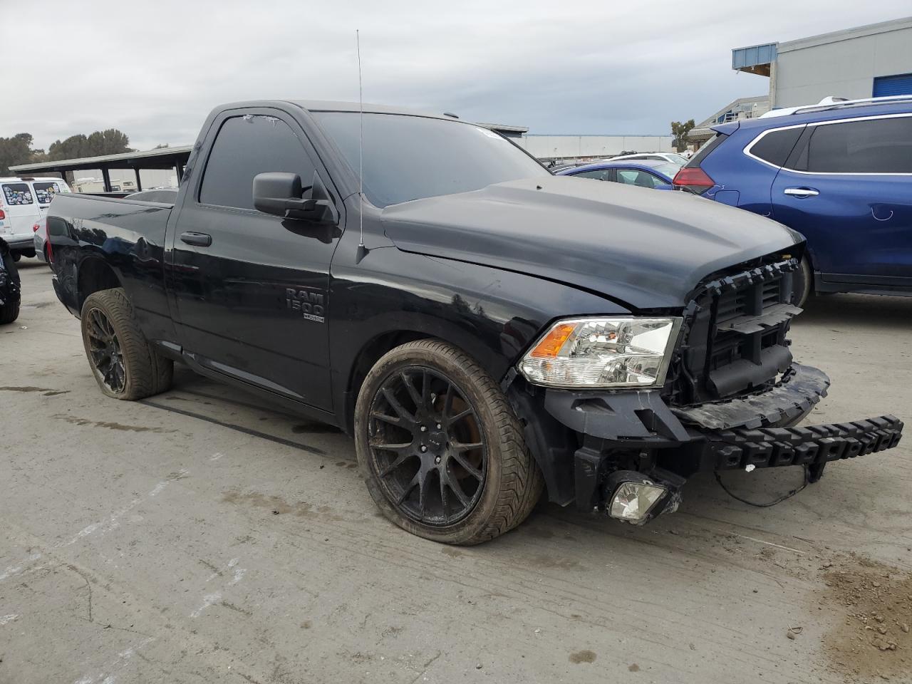 2019 RAM 1500 CLASS - Фото 4