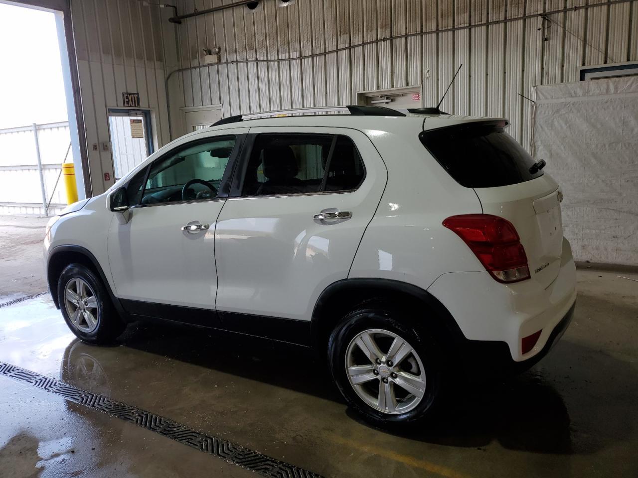 2018 CHEVROLET TRAX 1LT - Image 2