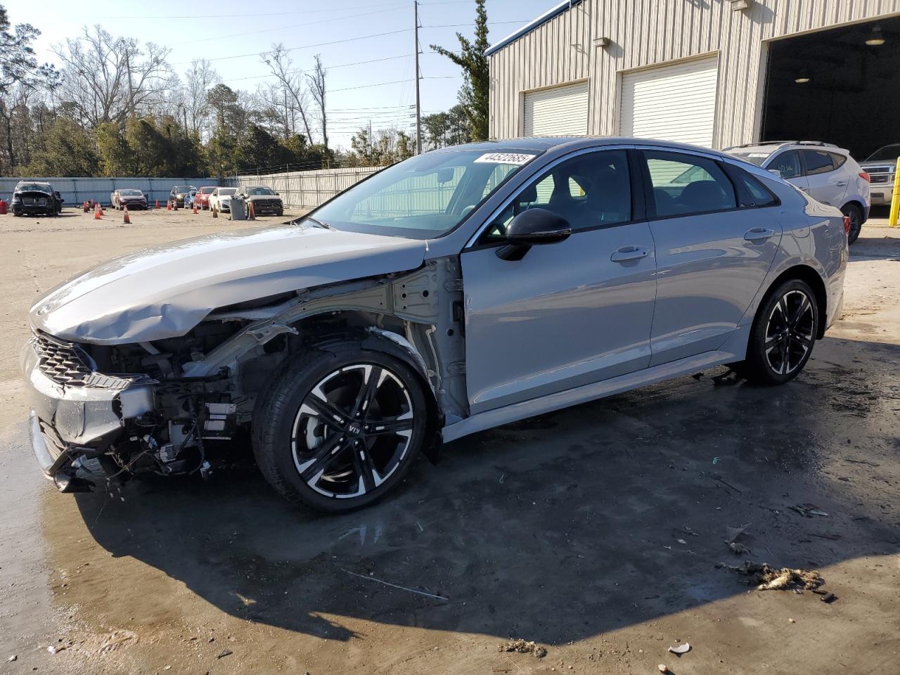 2021 KIA K5 GT LINE