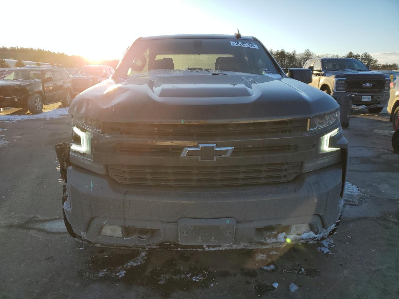 2021 CHEVROLET SILVERADO - Фото 5