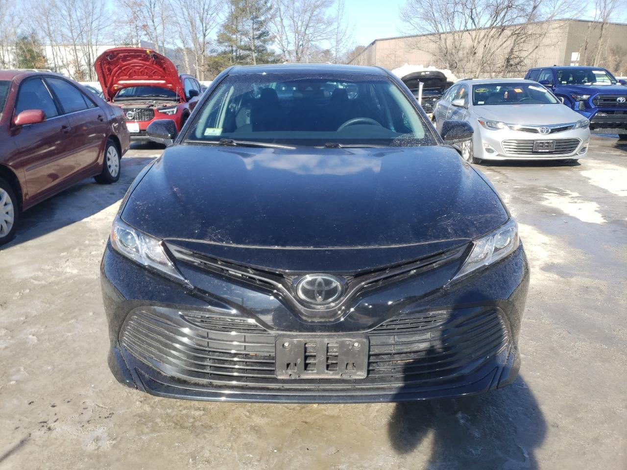2020 TOYOTA CAMRY LE - Image 5