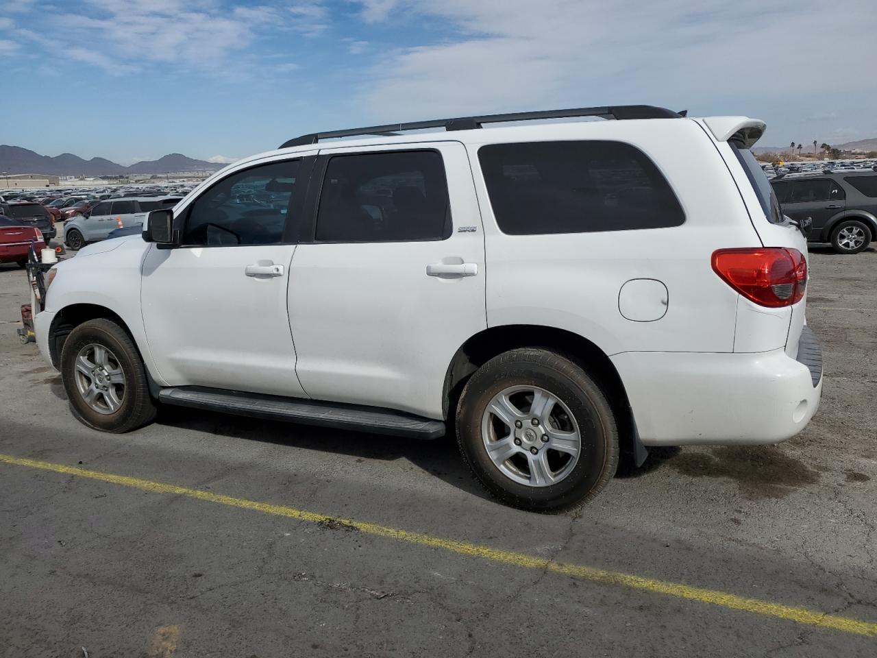 2012 TOYOTA SEQUOIA SR - Image 2