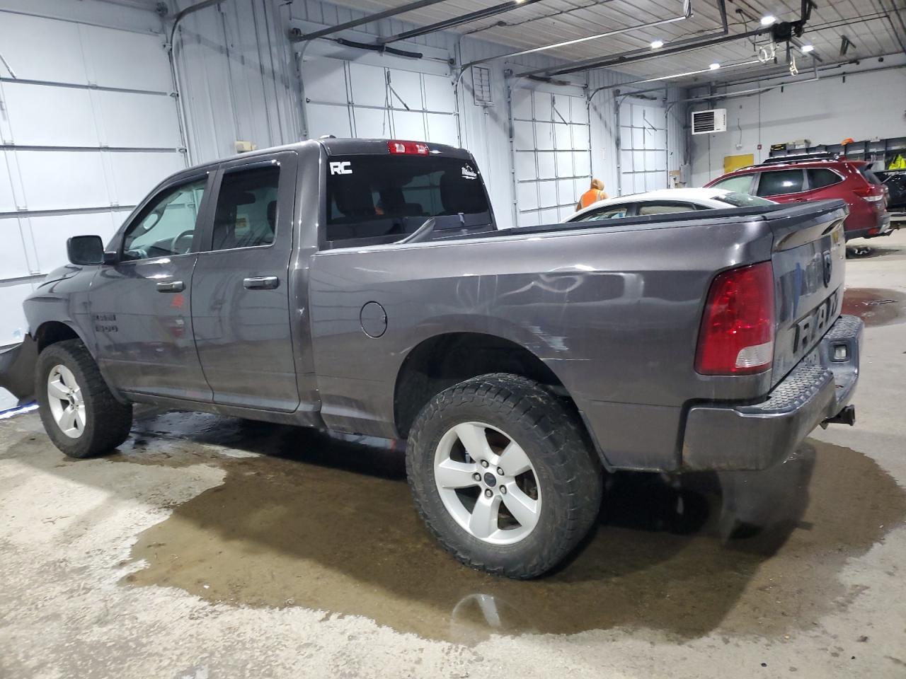 2014 RAM 1500 ST - Image 2