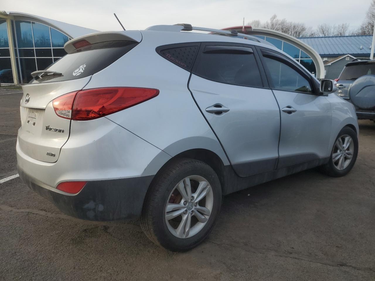 2012 HYUNDAI TUCSON GLS - Image 3