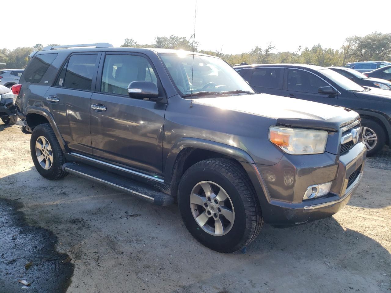 2011 TOYOTA 4RUNNER SR - Image 4