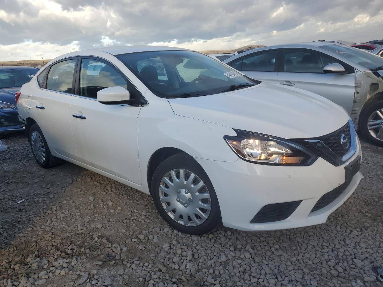 2017 NISSAN SENTRA S - Image 4