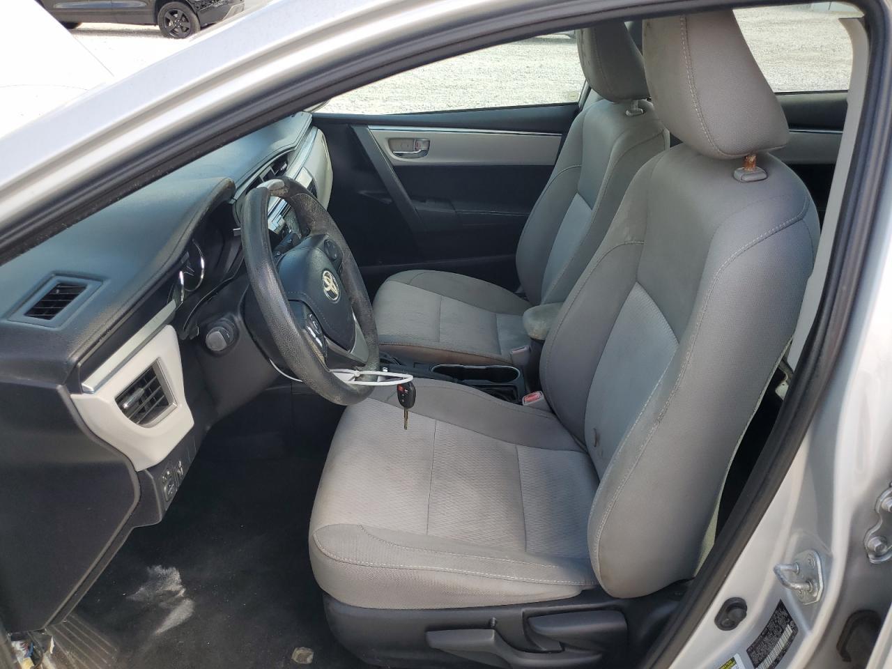 2015 TOYOTA COROLLA L - Image 7