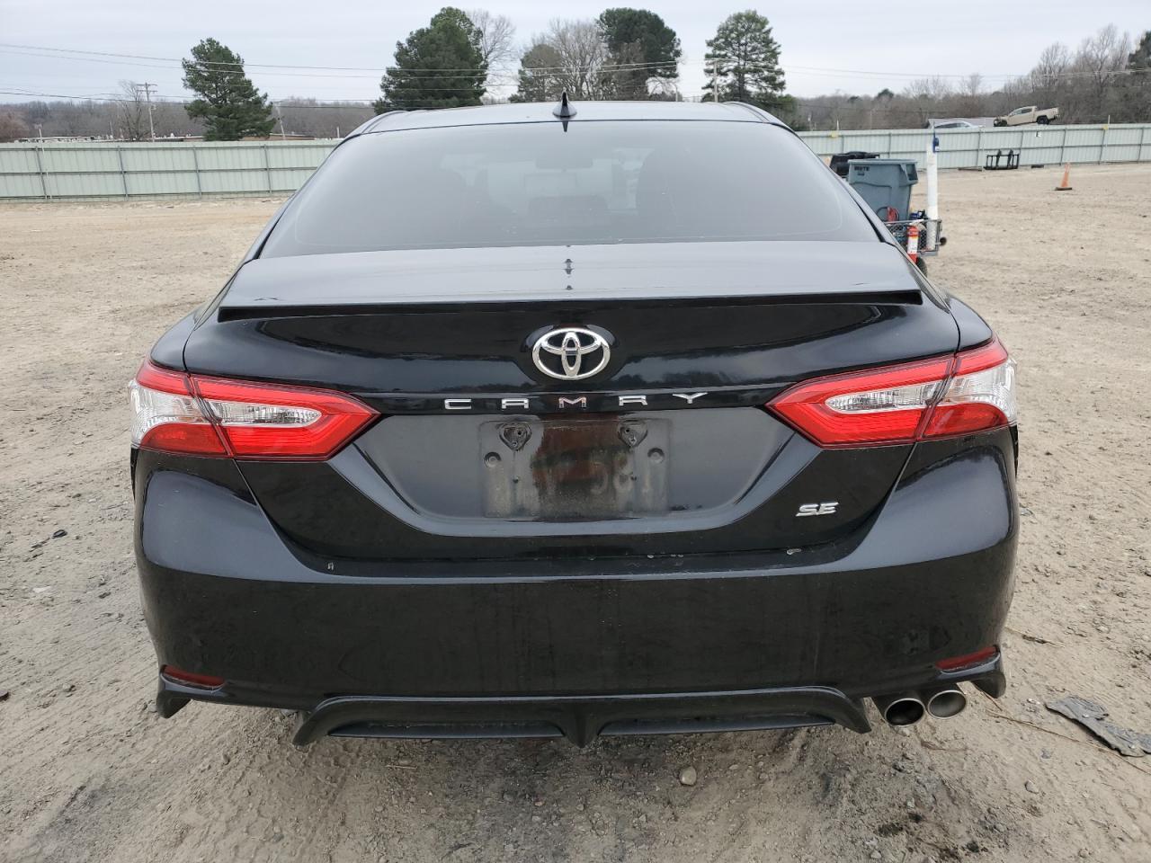 2020 TOYOTA CAMRY SE - Image 6