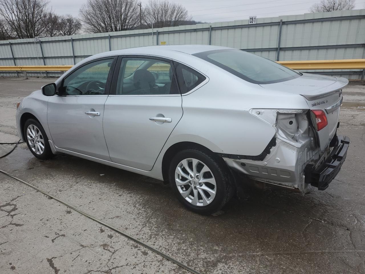 2017 NISSAN SENTRA S - Фото 2