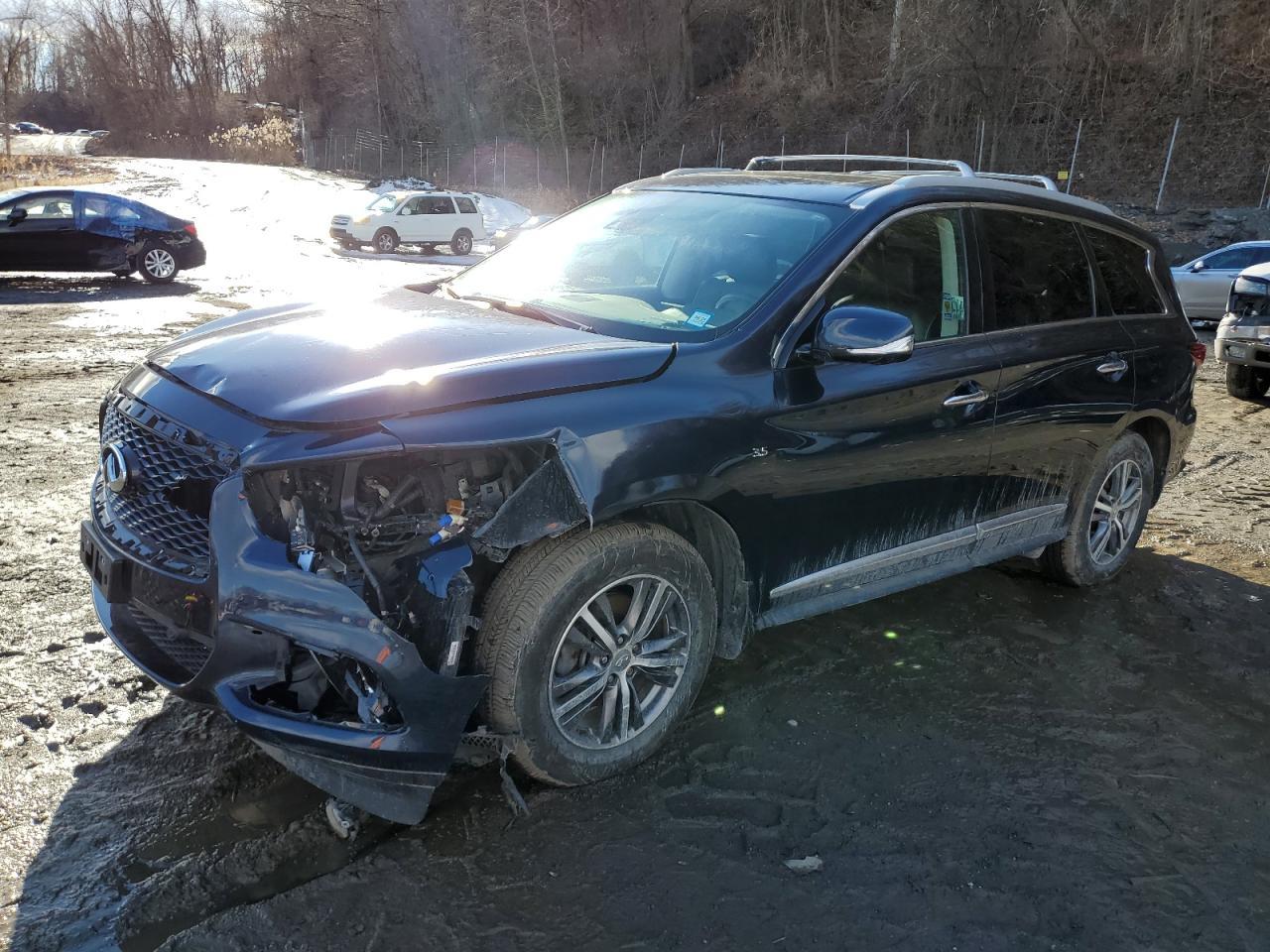 2019 INFINITI QX60 LUXE