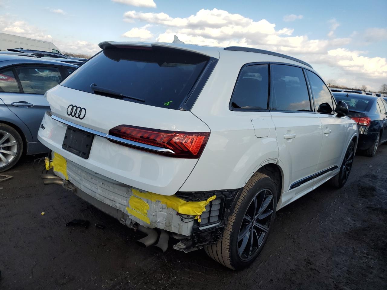 2021 AUDI SQ7 PREMIU - Фото 3