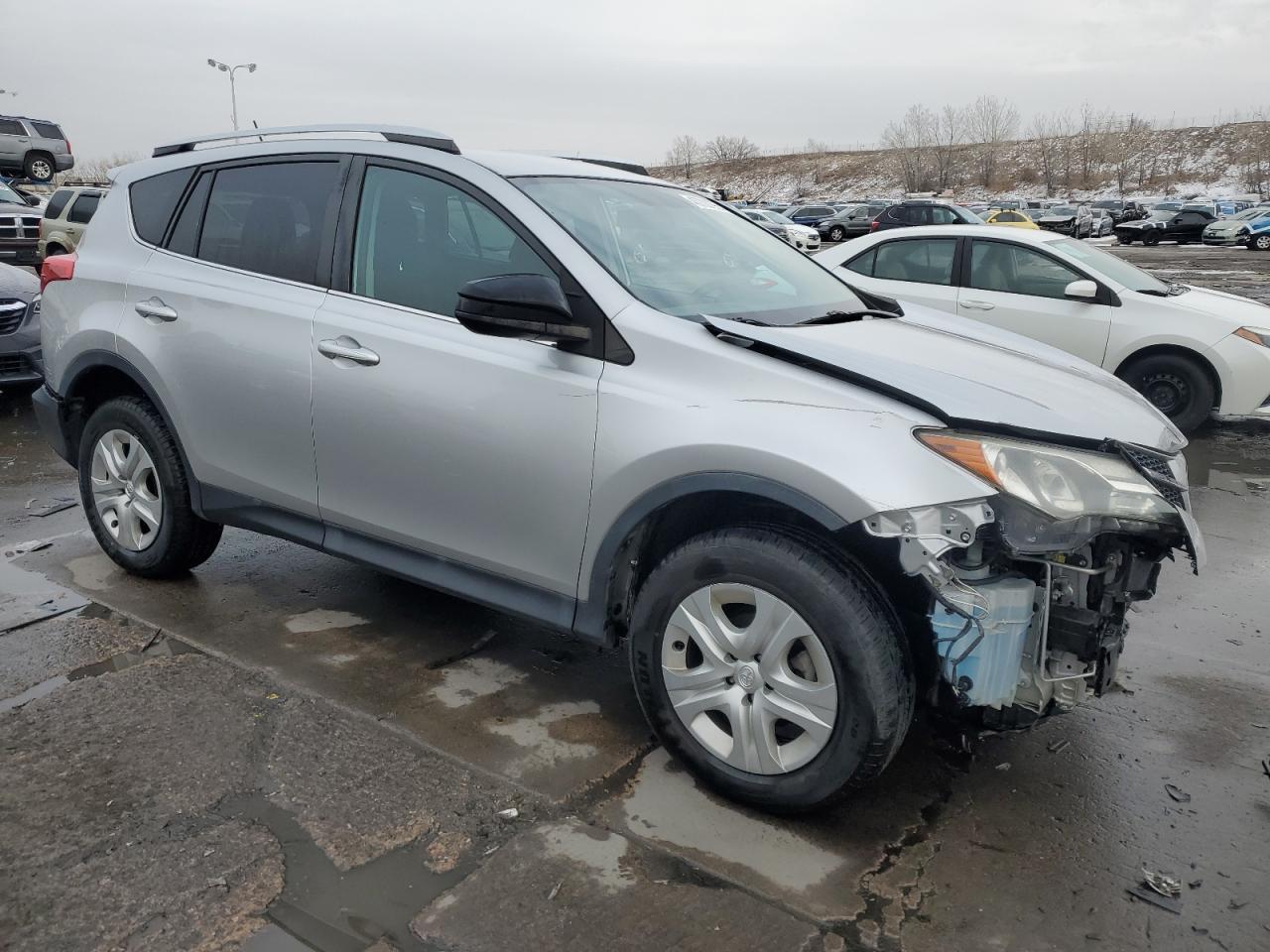 2015 TOYOTA RAV4 LE - Фото 4