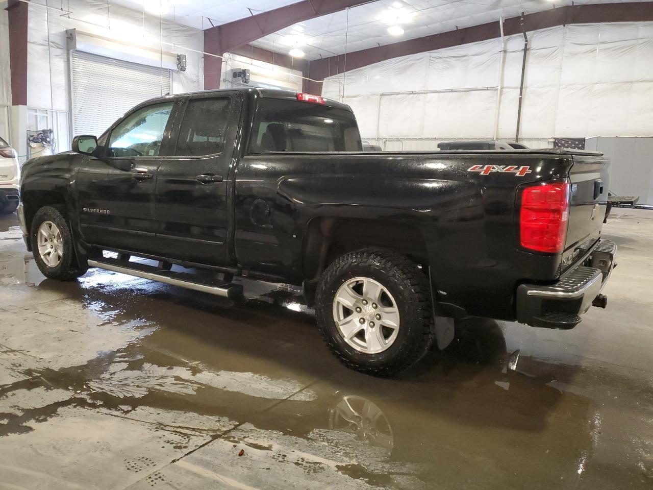 2017 CHEVROLET SILVERADO - Image 2
