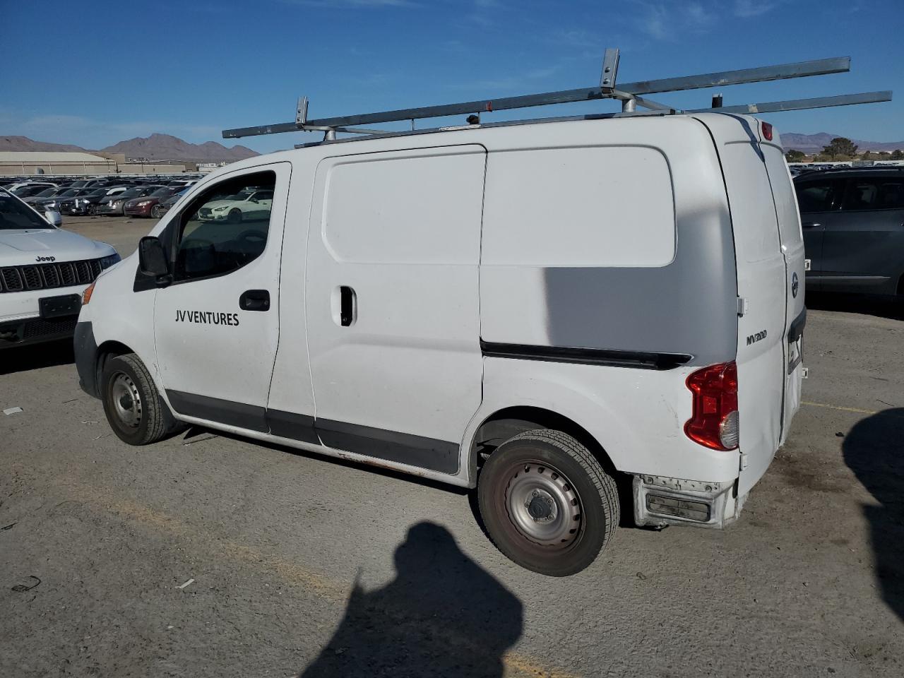 2015 NISSAN NV200 2.5S - Фото 2